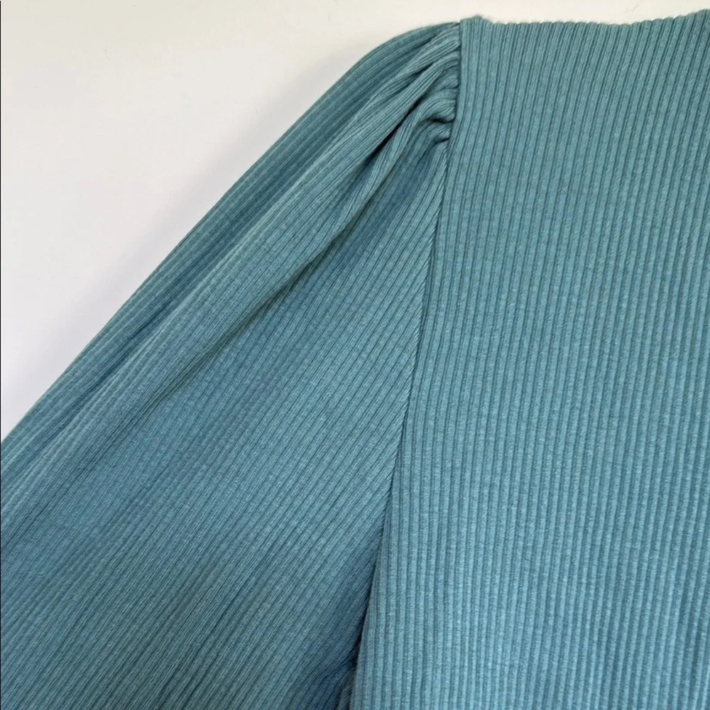 J. Crew Green Fitted Long Sleeve T-Shirt